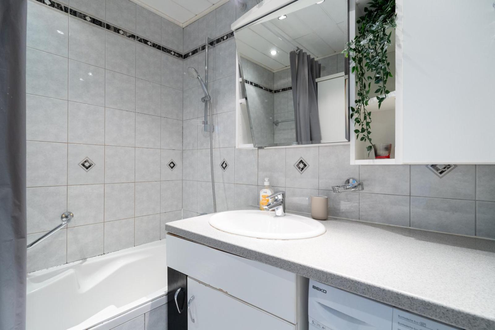 Two Bedrooms - 85 Squaremeters - 4 Min To U6 Dresdner Str 维也纳 外观 照片
