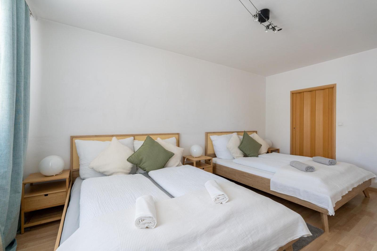 Two Bedrooms - 85 Squaremeters - 4 Min To U6 Dresdner Str 维也纳 外观 照片