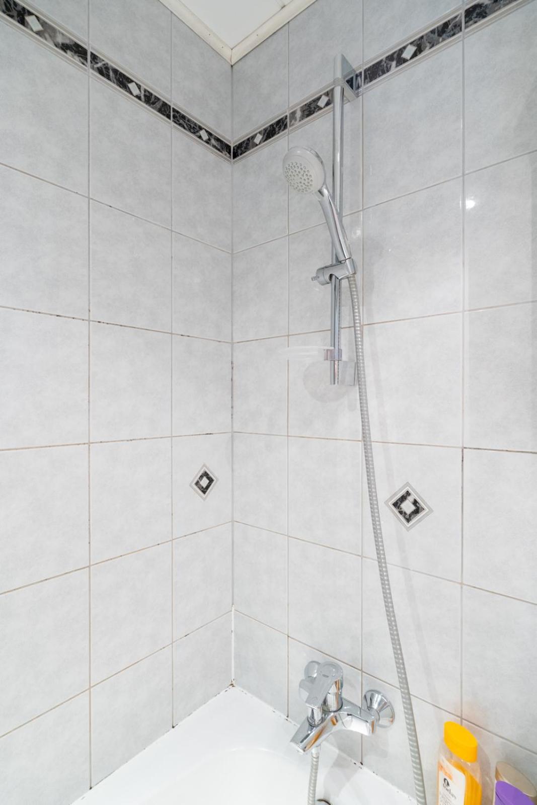 Two Bedrooms - 85 Squaremeters - 4 Min To U6 Dresdner Str 维也纳 外观 照片
