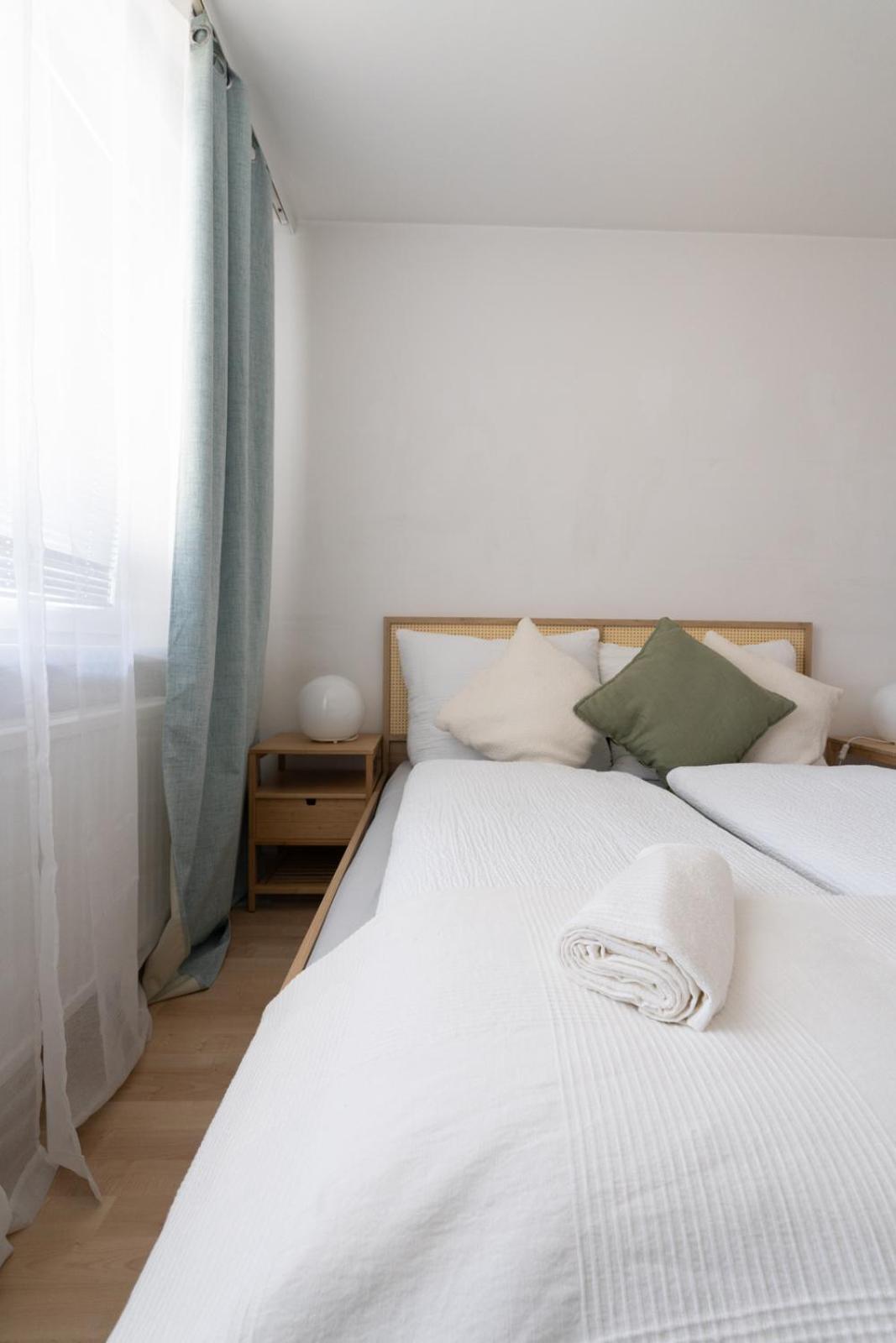 Two Bedrooms - 85 Squaremeters - 4 Min To U6 Dresdner Str 维也纳 外观 照片